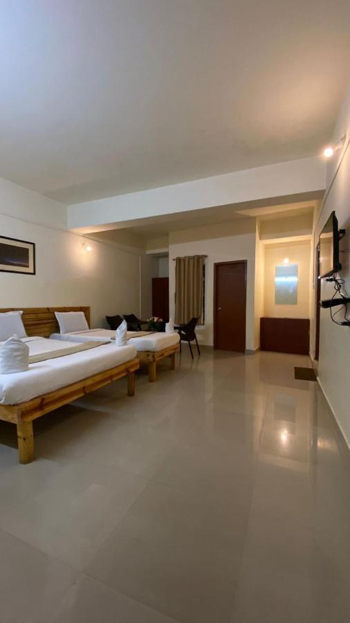 Hotel Travellers Inn شيلونغ المظهر الخارجي الصورة