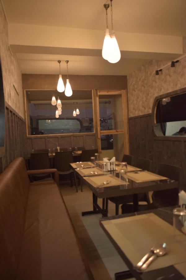 Hotel Travellers Inn شيلونغ المظهر الخارجي الصورة